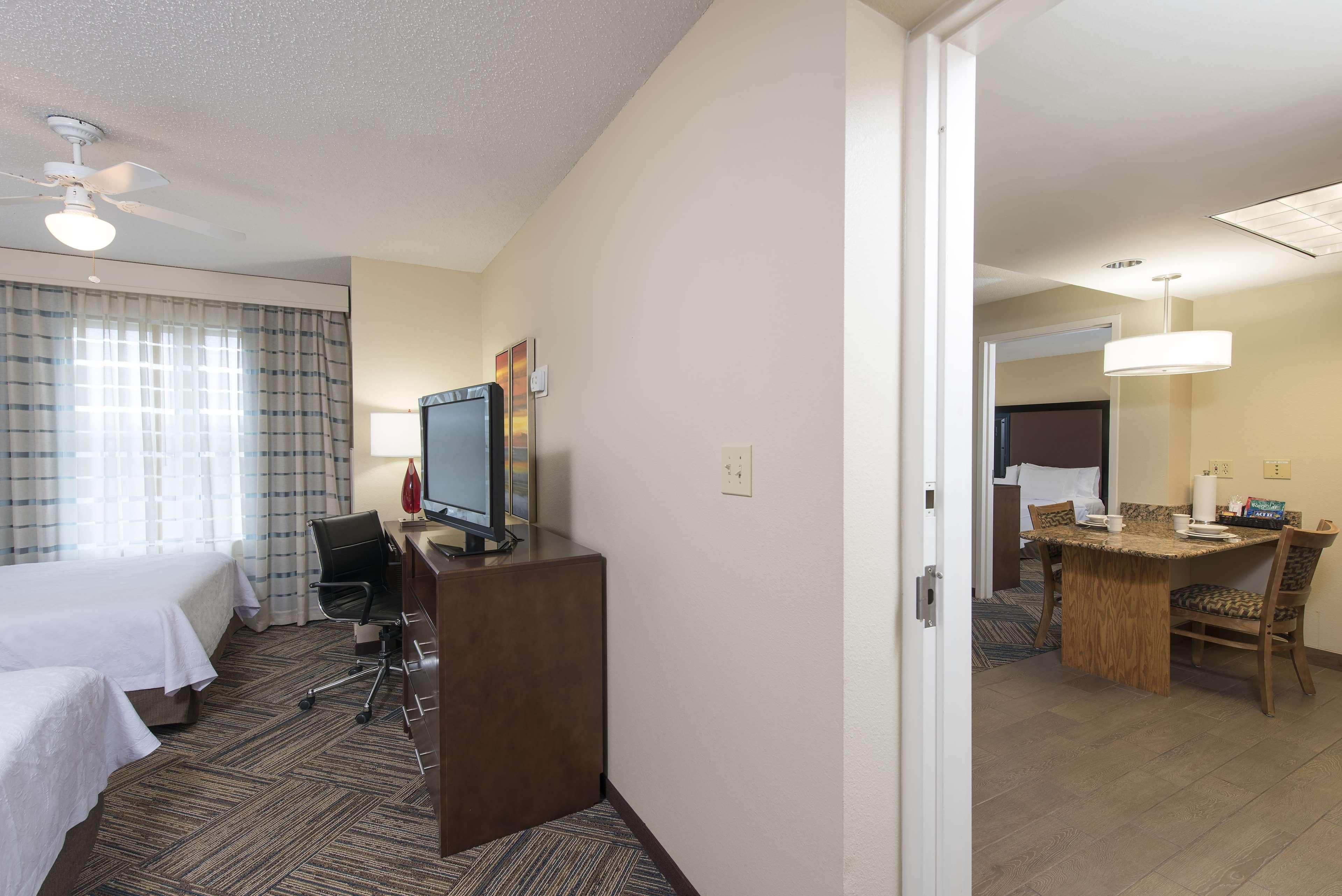 Homewood Suites Columbus - Airport Екстер'єр фото