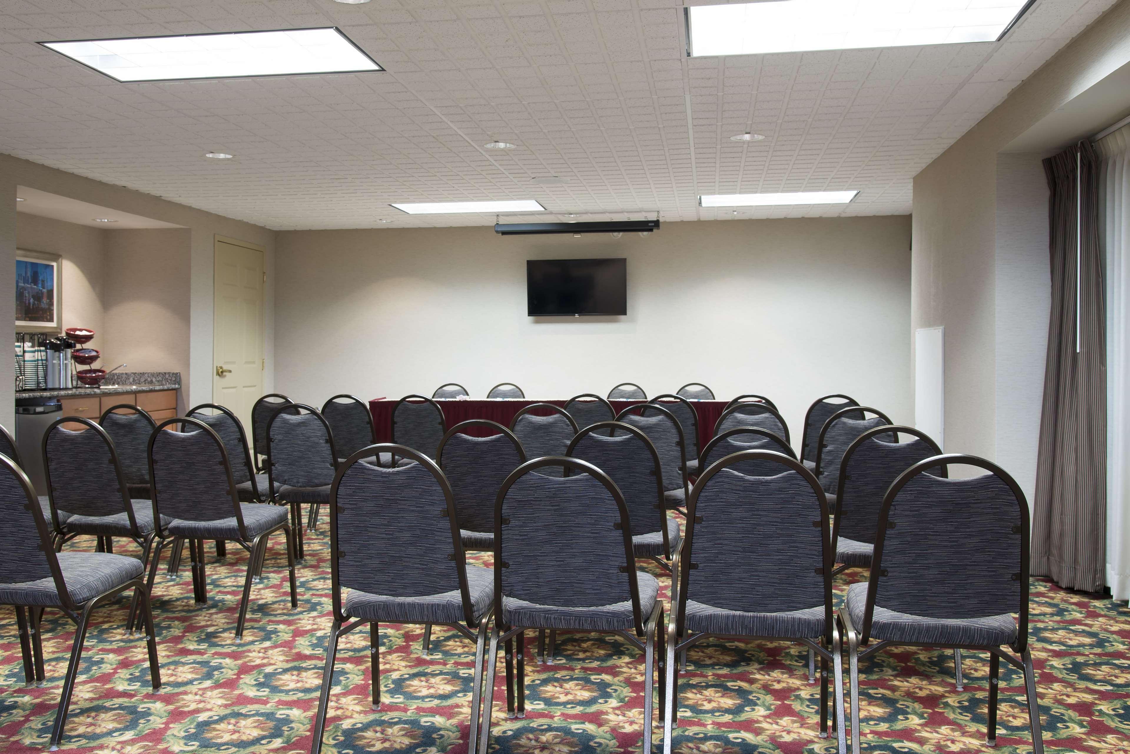 Homewood Suites Columbus - Airport Екстер'єр фото