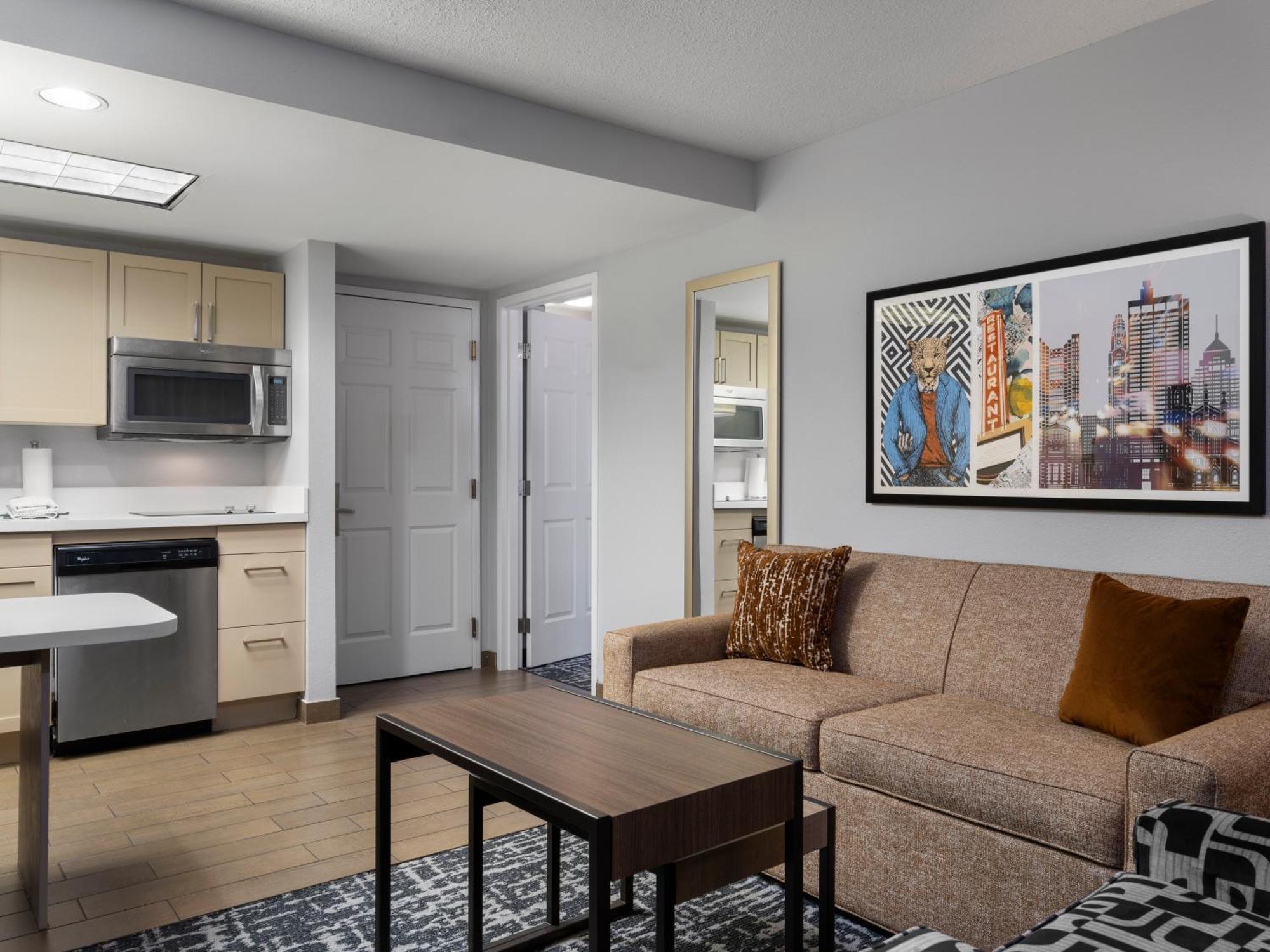 Homewood Suites Columbus - Airport Екстер'єр фото