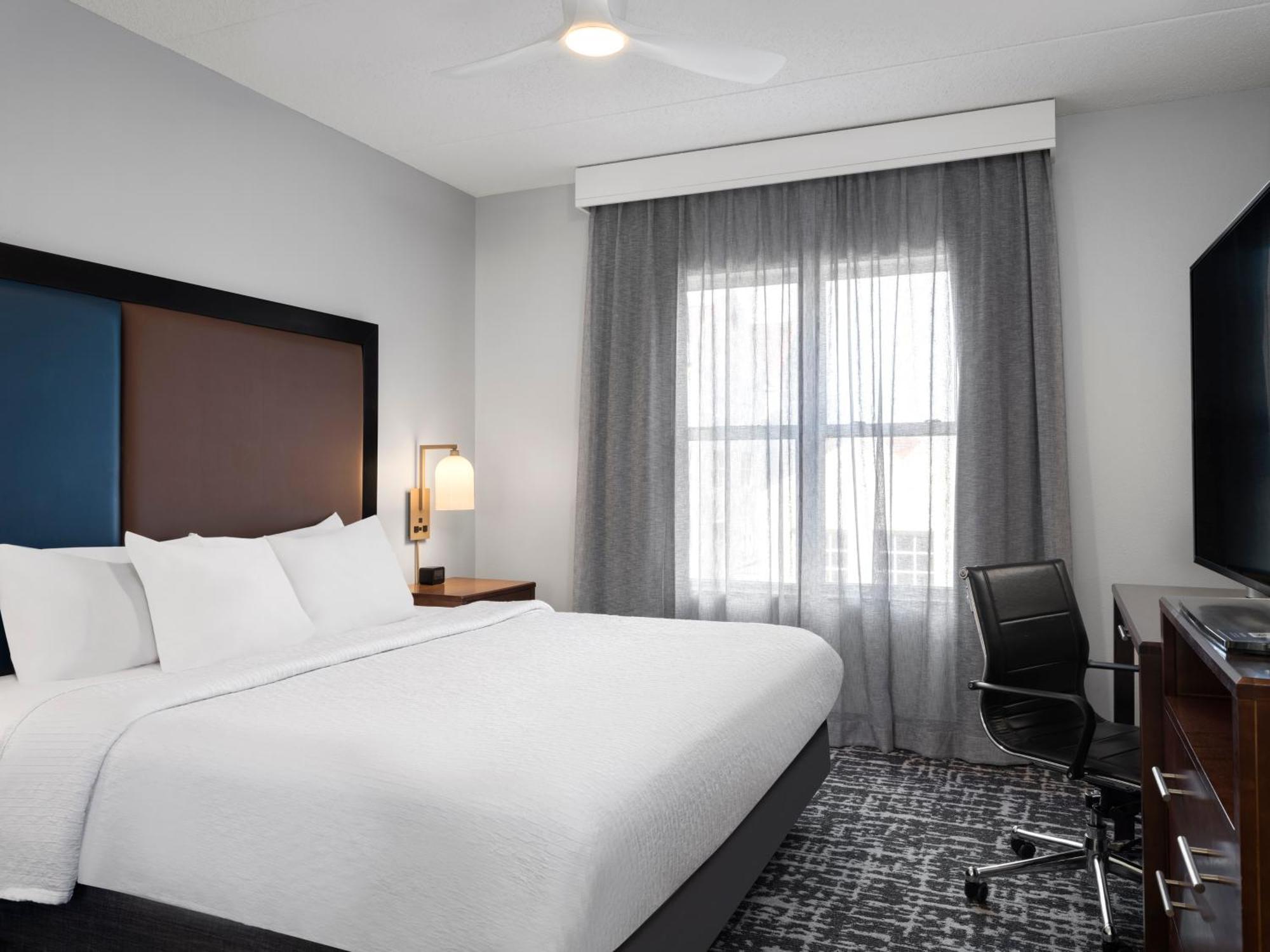 Homewood Suites Columbus - Airport Екстер'єр фото
