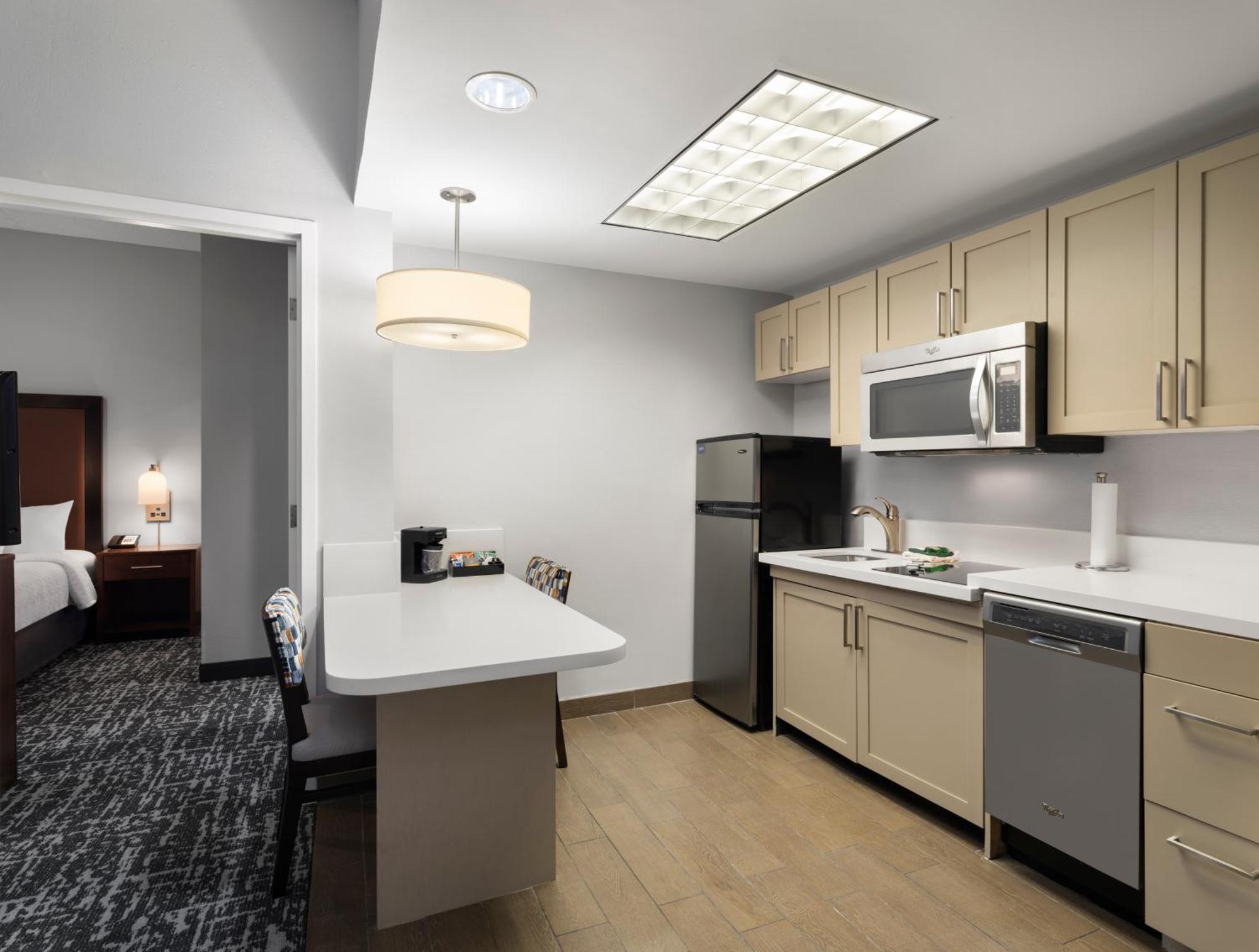 Homewood Suites Columbus - Airport Екстер'єр фото